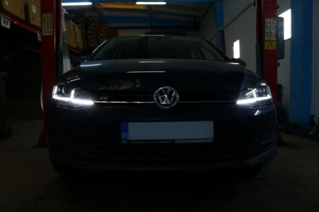 FRAMLYKTOR VW GOLF 7 12-17 LOOK XENON KROM