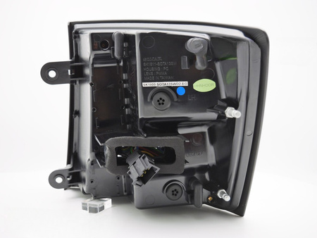 Bakljus SKODA OCTAVIA III 2012-2016 KOMBI röd vit