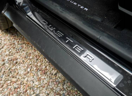 Dörrtrösklar täcker Dacia Duster 2018-