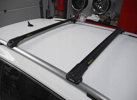Takräcke för 2014+ Ford Transit Courier