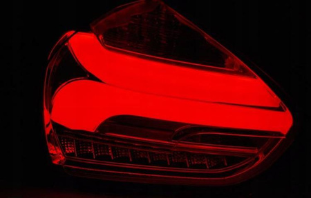 Nya FORD FOCUS 3 15-18 HB SVART LED DTS LED-lampor