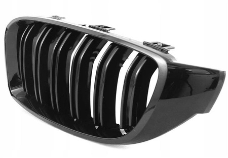 BMW F32 M4-STYLE njurgrill i svart glans
