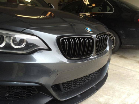 GRILL (NJURAR) BMW F22 F23 SVART GLANSIG LOOK M2