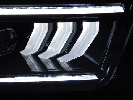 Strålkastare för Ford Mustang (2004-2009)