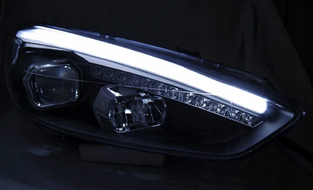 Ford Focus Mk3 15- Svarta Drl Led-strålkastare