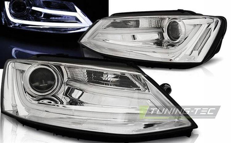 Strålkastare VW Jetta vi 11- krom led drl