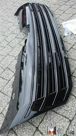 GRILL UTAN MÄRKE VW PASSAT B7 11/10- BLANK SVART