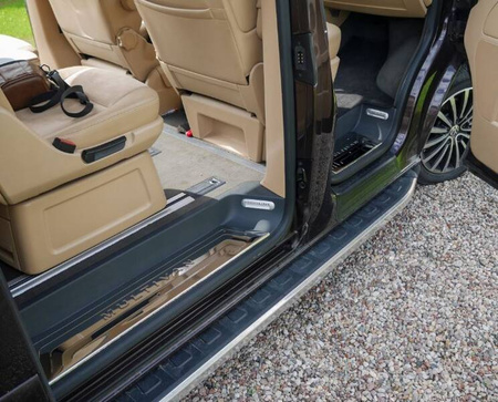 Invändiga stegkåpor och trösklar VW T5 03-15 MULTIVAN