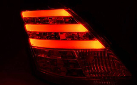 Suzuki Swift IV 10- Röd Rök Led Lampor