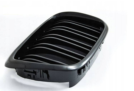Njurgrill, blank svart, BMW E39 95-03