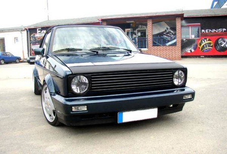 GRILL UTAN STÄMPEL VW GOLF 1 CABRIOLET