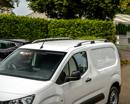 Takräcke Opel Combo 2018+ KORT