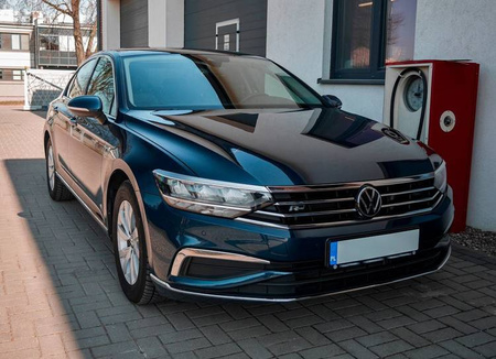 Främre stötfångare Dummy Strips Vw Passat B8 15+