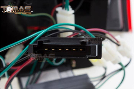 LED-bakljus Mercedes ML W164 05-08 röd smo