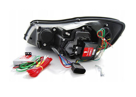 Skoda Octavia II DAYLIGH strålkastare