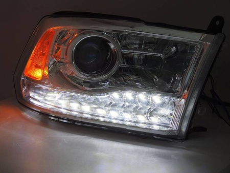 Dodge Ram 09-18 CHROME-strålkastare