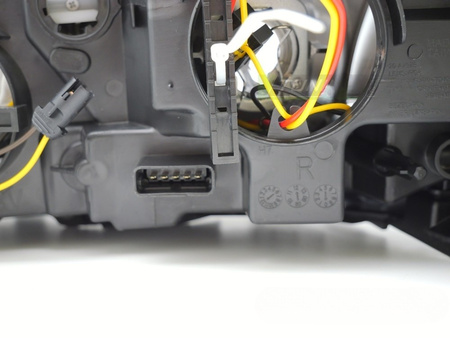 Svart höger strålkastare till Renault Laguna II