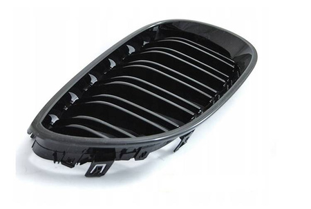 Grill svartblank BMW E60 E61 03-10