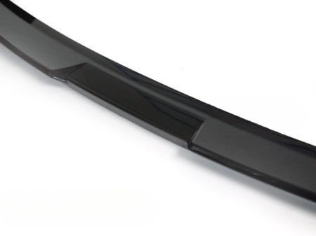 Lockspoiler PERFORMANCE BMW G60 Sedan 2023- glänsande svart