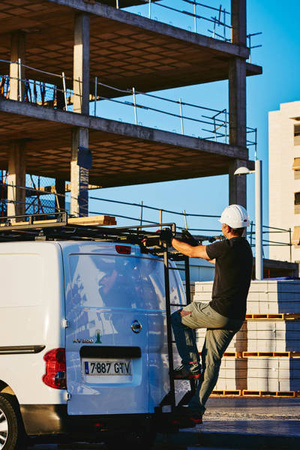 Takräcke plattform Ford Transit L3H2 FRÅN 2000-2013