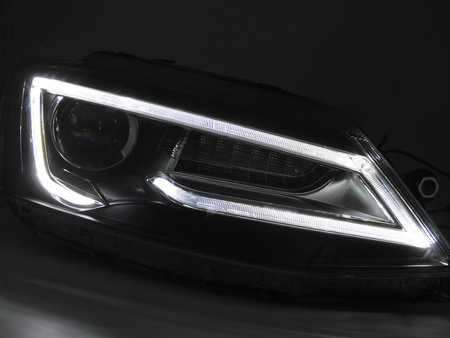 Lampor med främre lins VW Jetta VI 2011-2018