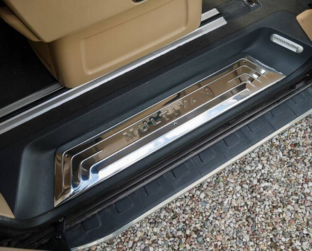 Invändiga stegkåpor och trösklar VW T5 03-15 MULTIVAN