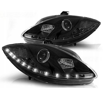 Seat Leon BLACK DAYLIGHT-strålkastare