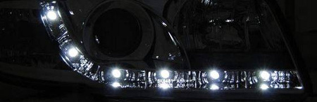 Audi A4 B5 CHROM DAYLIGH strålkastare