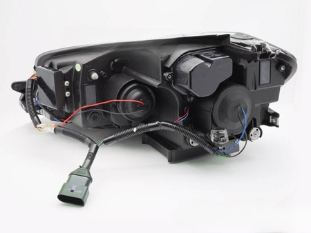 VW Golf 7 strålkastare 17-19 LED drl seq svart