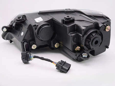 Lampor med främre lins VW Jetta VI 2011-2018