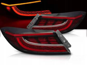 Röda LED-baklyktor för Toyota GR86 21-