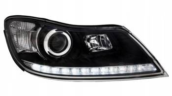 Skoda Octavia II DAYLIGH strålkastare