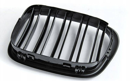 Njurgrill, blank svart, BMW E39 95-03