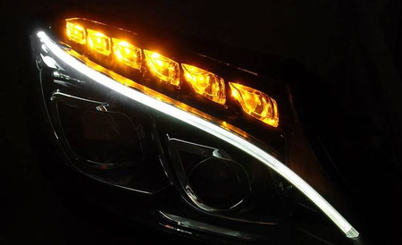 True Drl LED-strålkastare för Mercedes W205 14-18